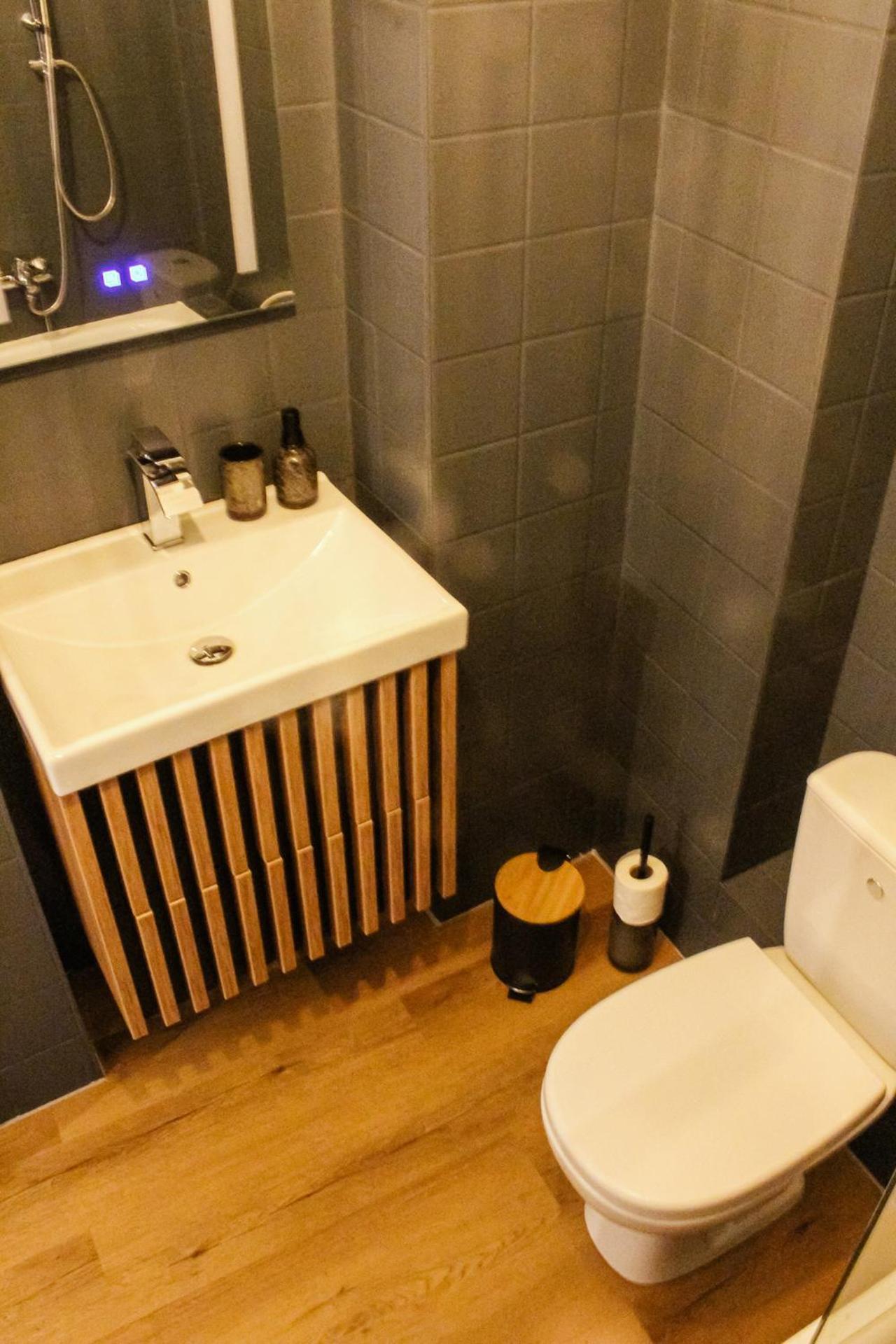 Nuwilu One - Apartment Mit Balkon Im Herzen Erfurts - Magenta Tv- Netflix - Disney エクステリア 写真
