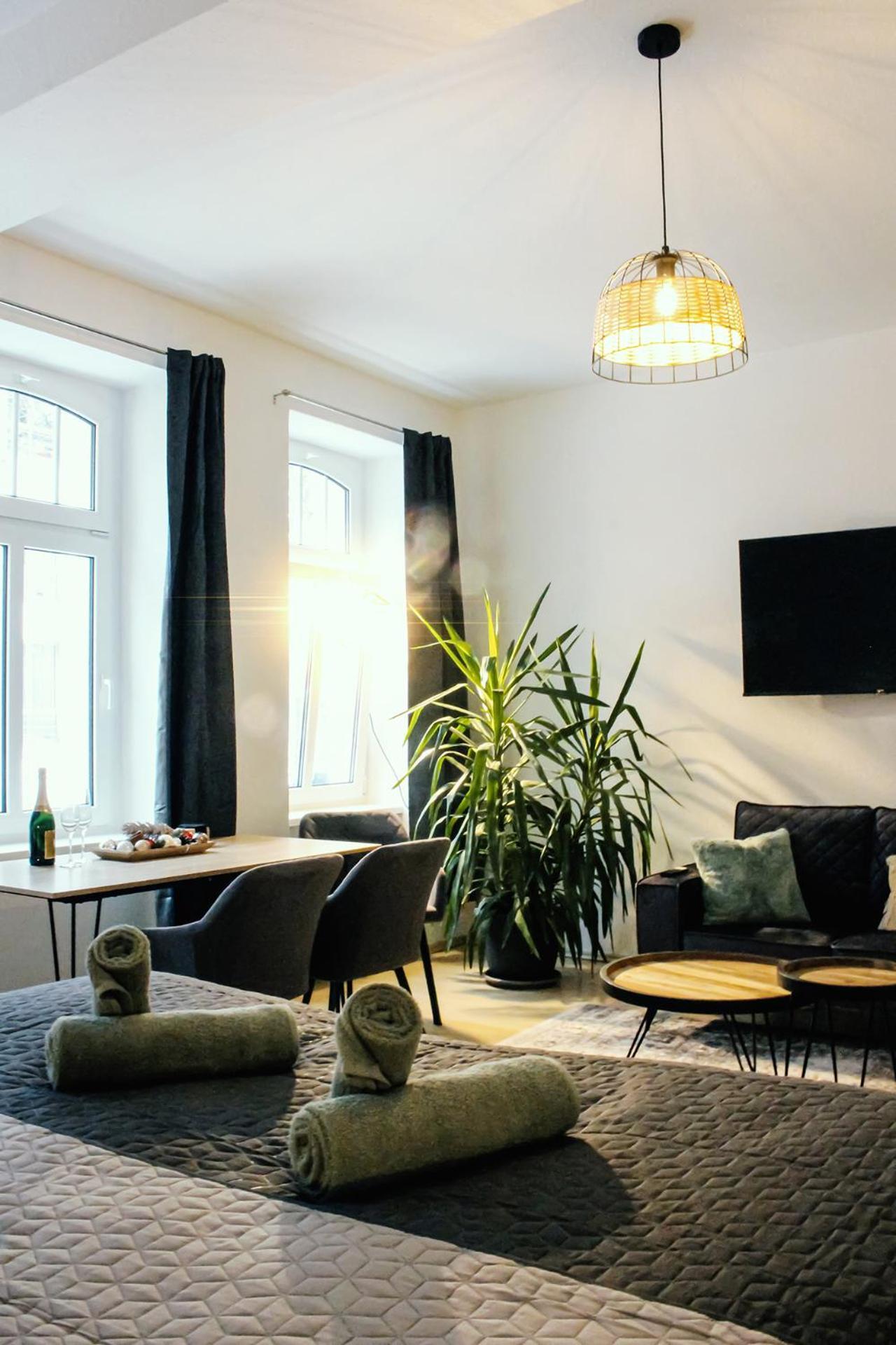 Nuwilu One - Apartment Mit Balkon Im Herzen Erfurts - Magenta Tv- Netflix - Disney エクステリア 写真