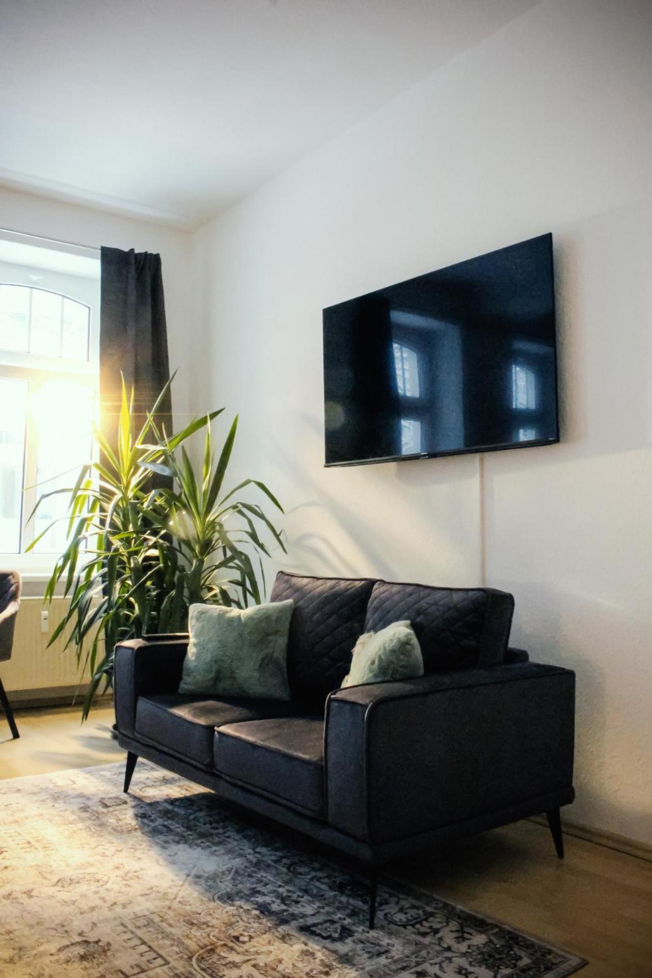 Nuwilu One - Apartment Mit Balkon Im Herzen Erfurts - Magenta Tv- Netflix - Disney エクステリア 写真